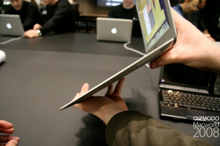 Illustration for article titled MacBook Air Hands-on